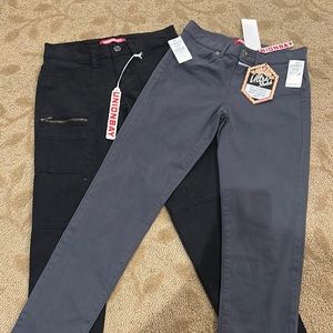 Unionbay woman’s pants two pair gray and black size 0 NWT